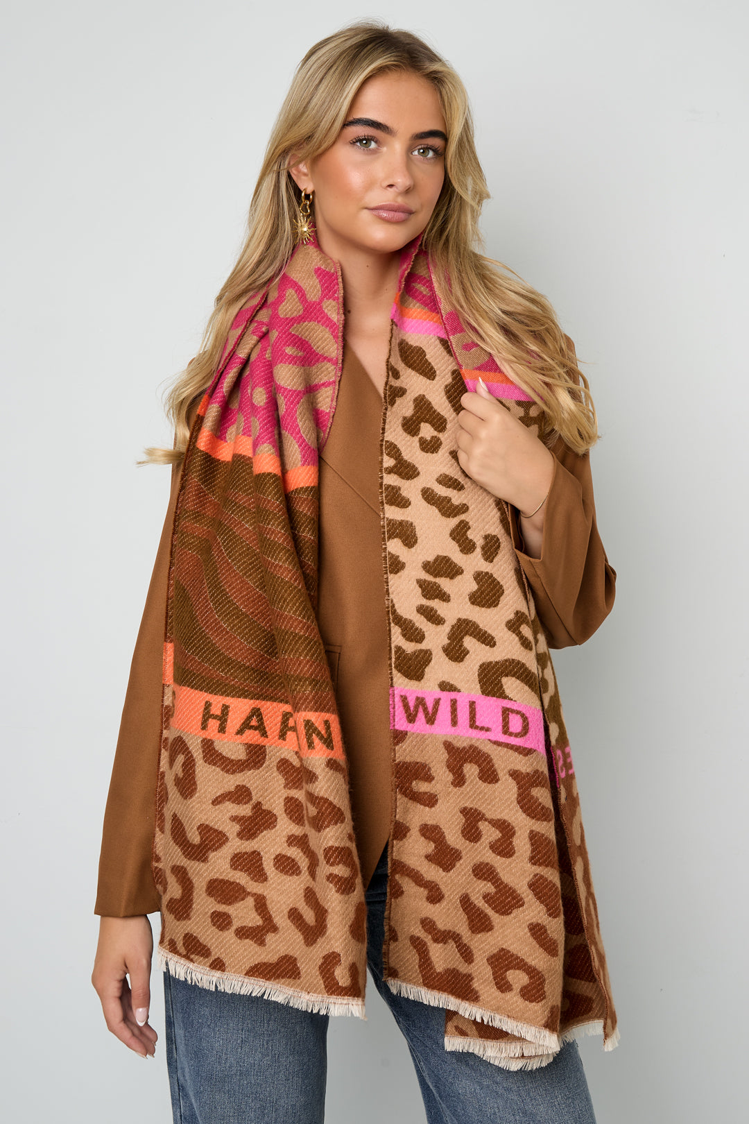 Striking scarf with prints and text